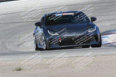 media/Sep-15-2024-Speed Ventures (Sun) [[7a54f7ed2f]]/Black Group/Session 3 (Off Ramp)/